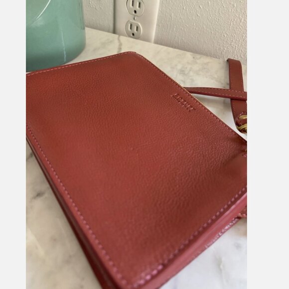 Lotuff Tripp Crossbody Rosewood - Picture 9 of 9